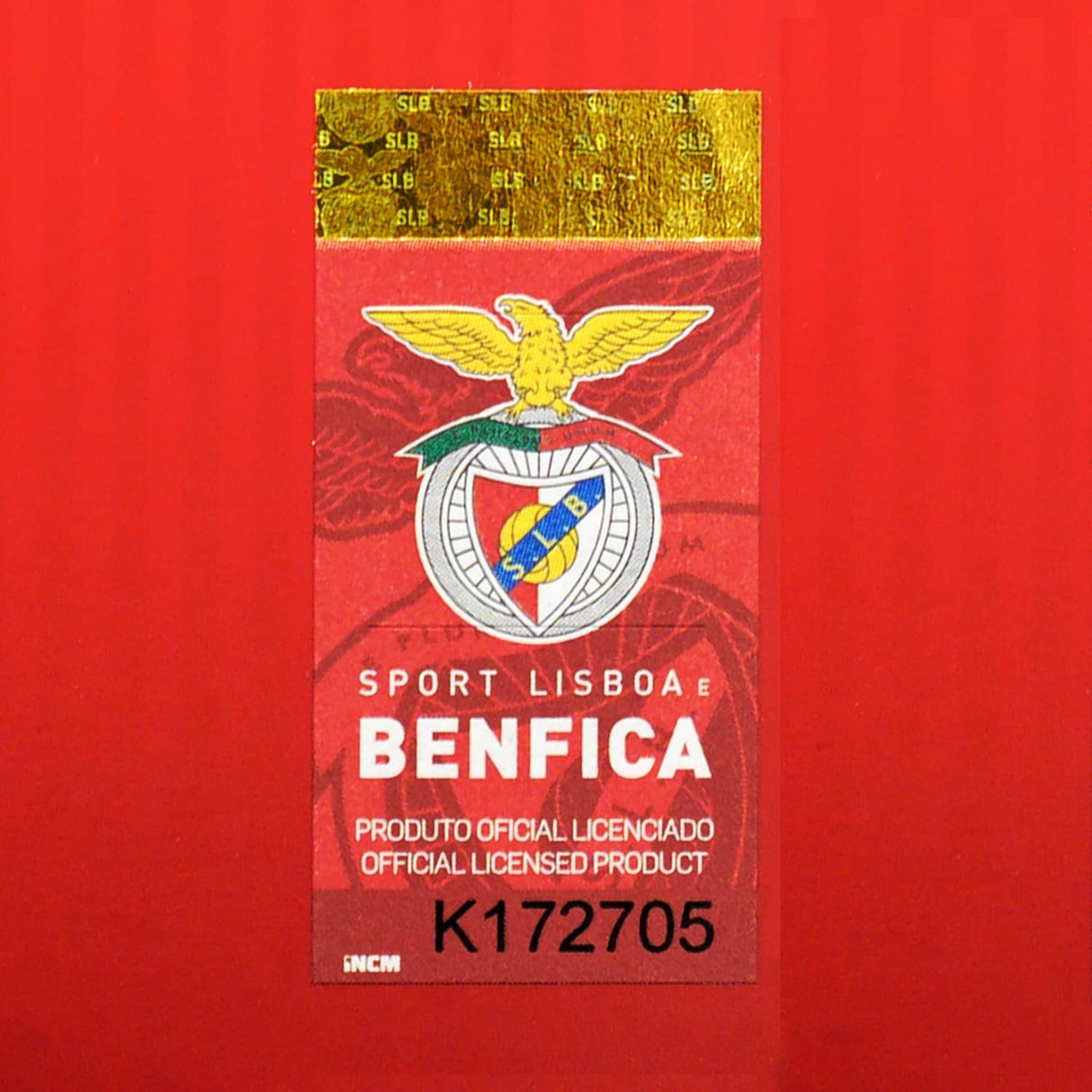 S.L. Benfica 23/24 Metal Goalkeeper Kit: 6 - Display Kit By SL Benfica