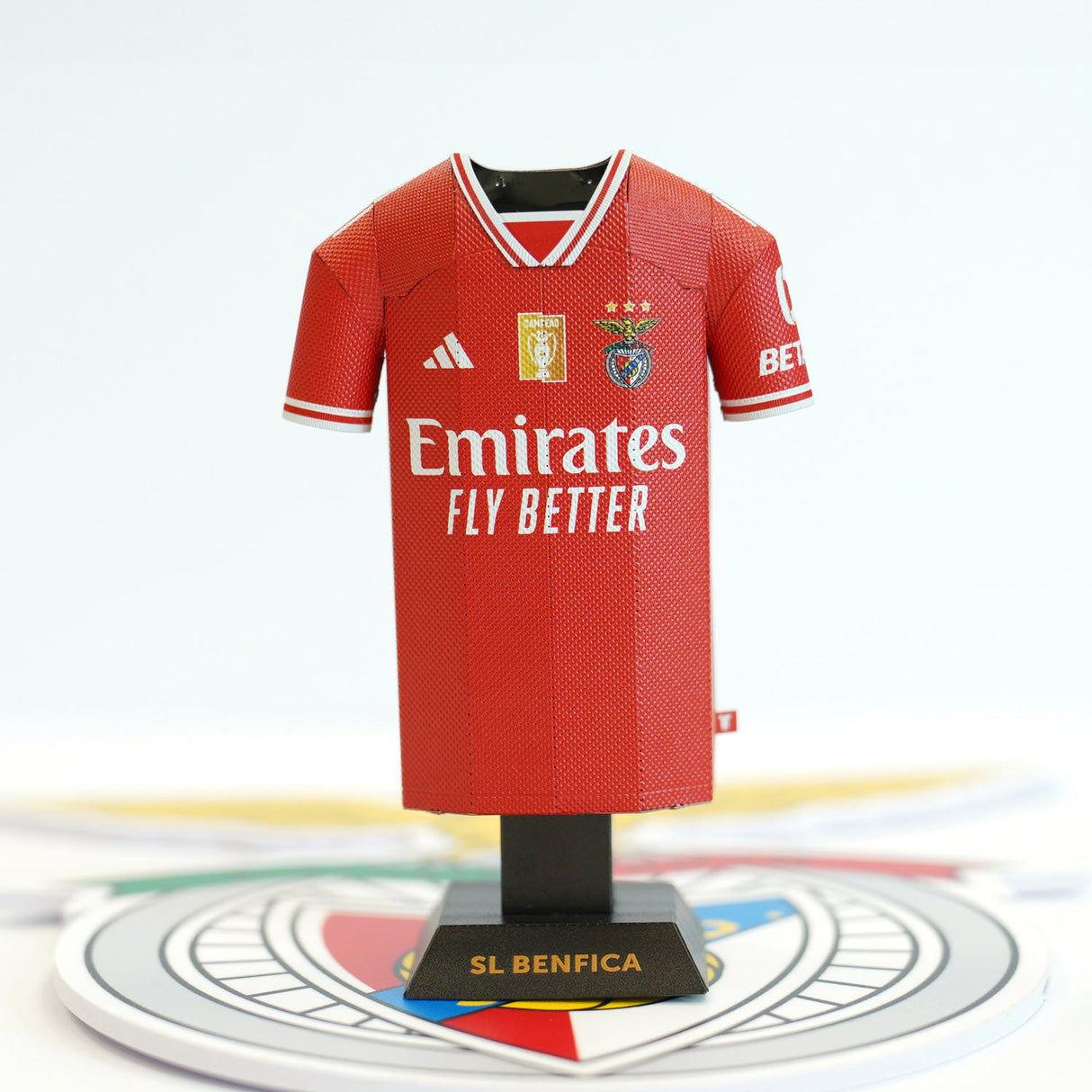 S.L. Benfica 23/24 Metal Home Jersey - Display Kit at Gift Moments