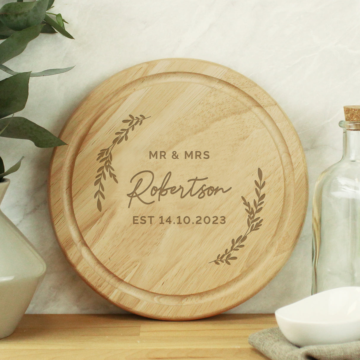 Personalised Laurel Round Wooden Chopping Board Default Title - Chopping Boards at Gift Moments