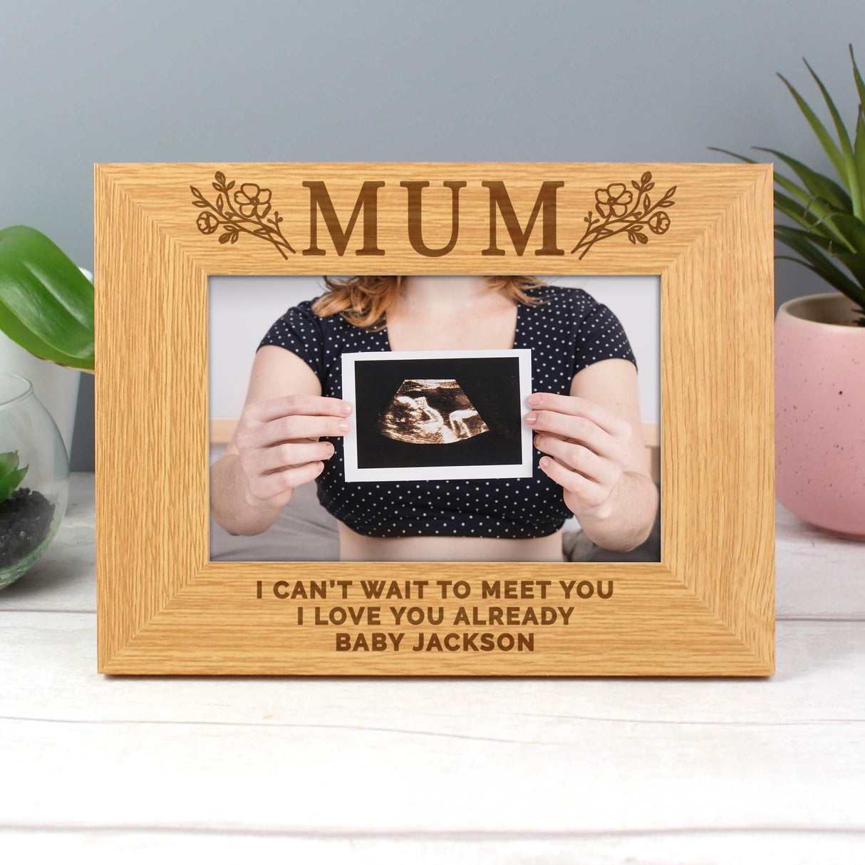 Personalised Floral Mum Oak Photo Frame 6x4: 4 - Photo Frames By Gift Moments