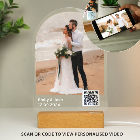 Personalised QR Photo Upload LED Light - LED Lighting at Gift Moments