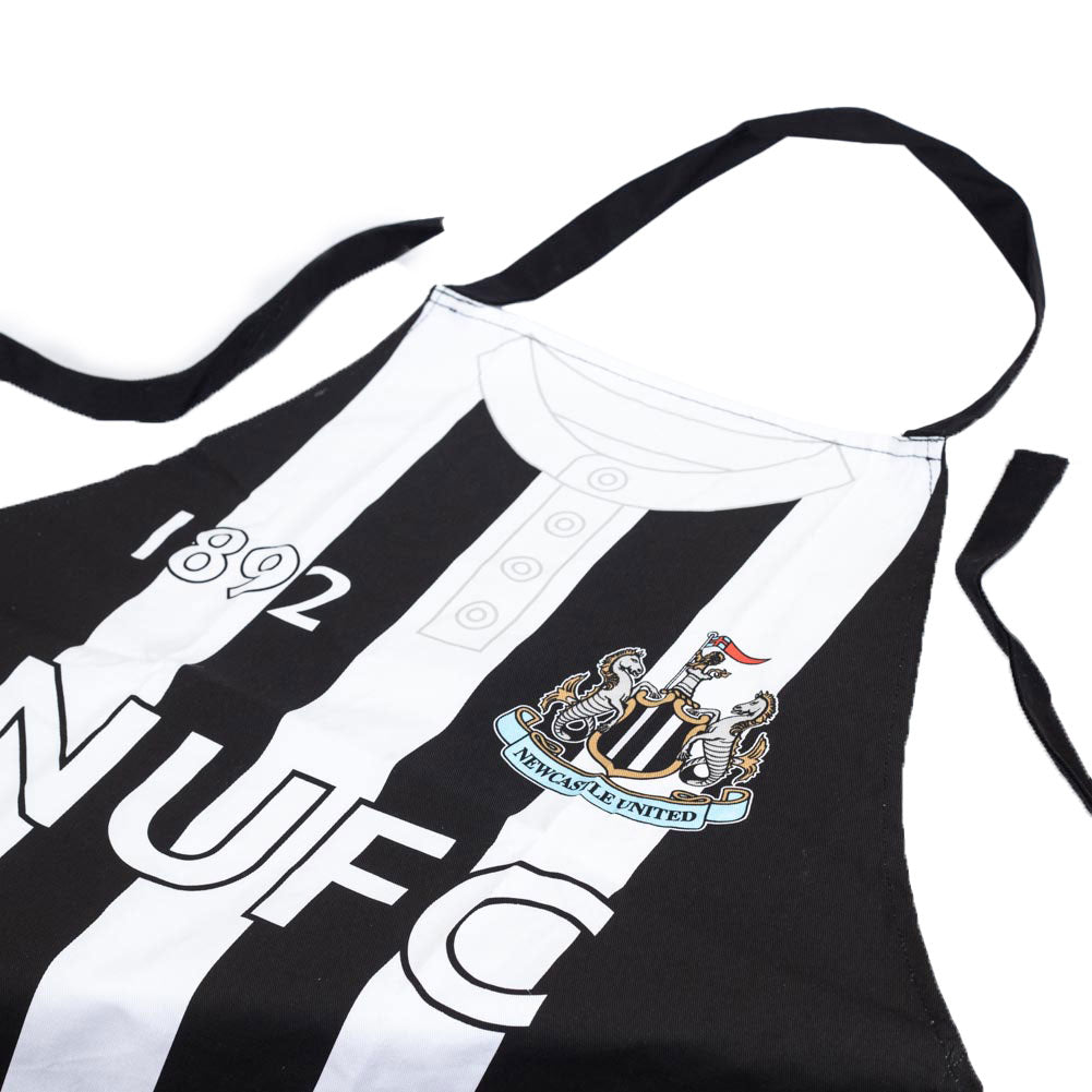 Newcastle United FC Retro Kit Apron Default Title - Aprons at Gift Moments