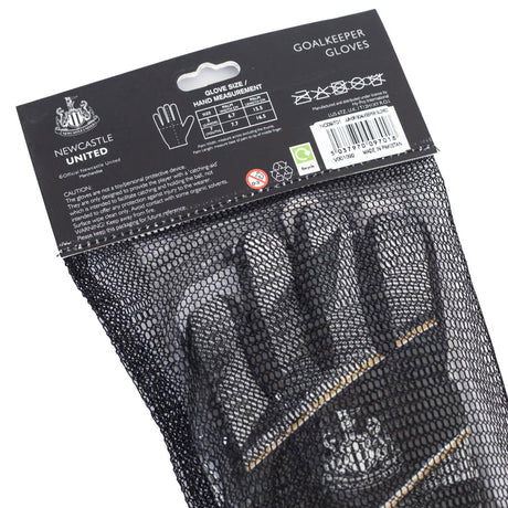 Newcastle United FC Kids Goalkeeper Gloves: 3 - Gloves By Newcastle United