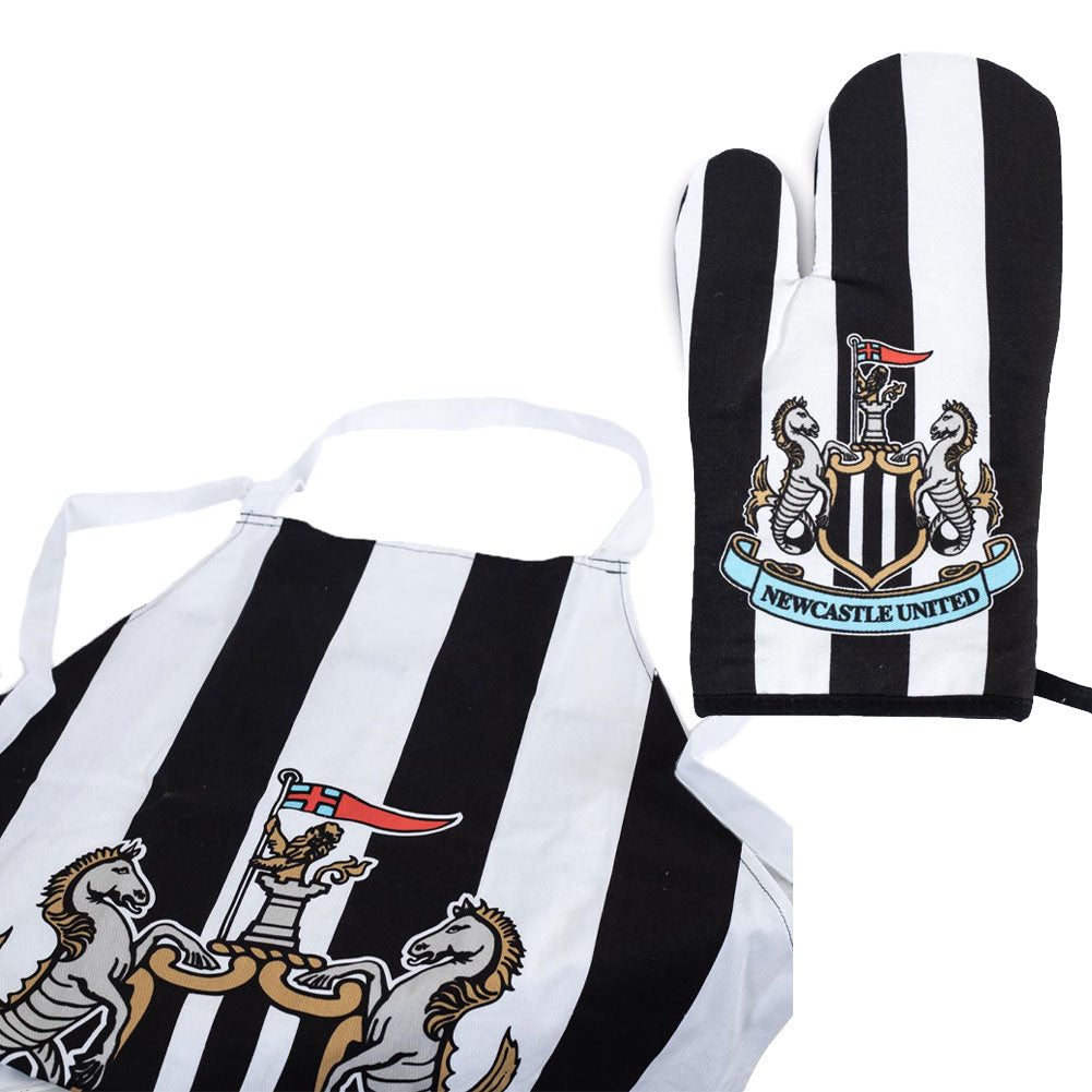 Newcastle United FC Apron and Glove Set Default Title - Oven Gloves at Gift Moments