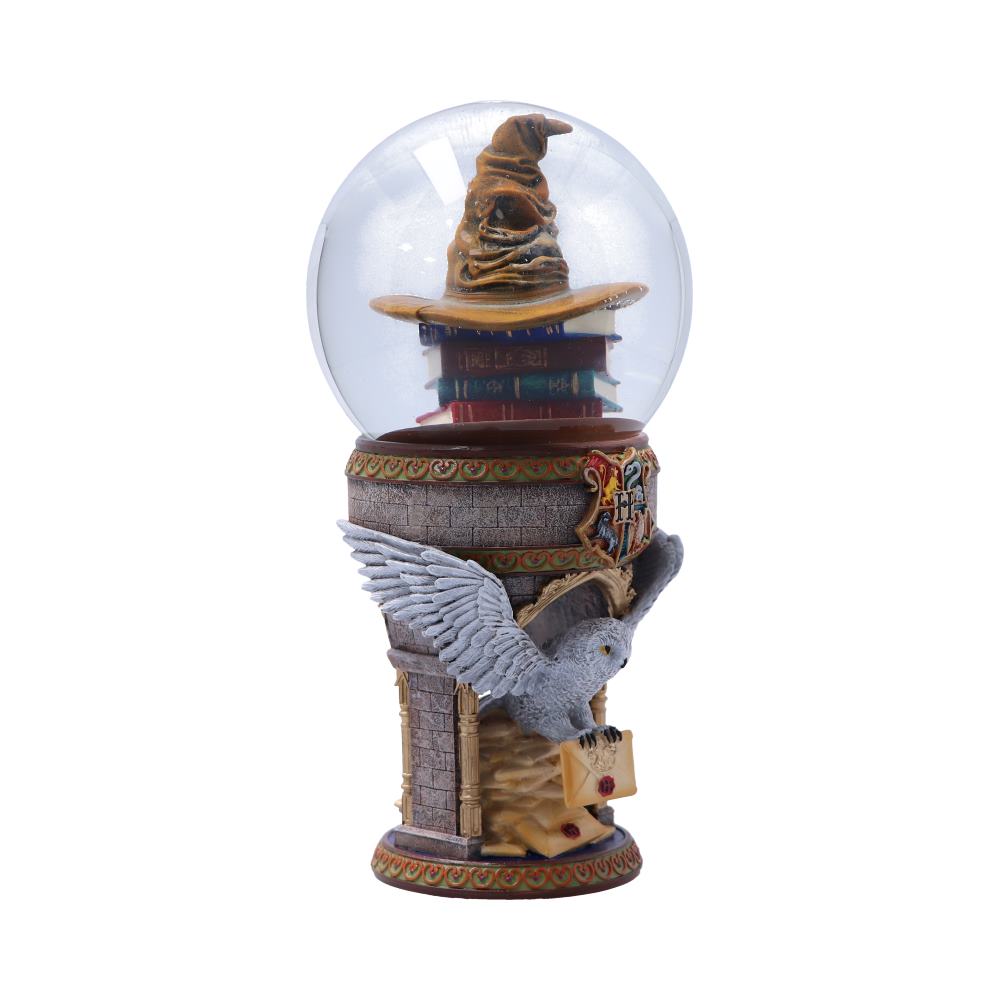 Harry Potter Hogwarts Snow Globe with Sorting Hat: 6 - Snow Globes By Harry Potter