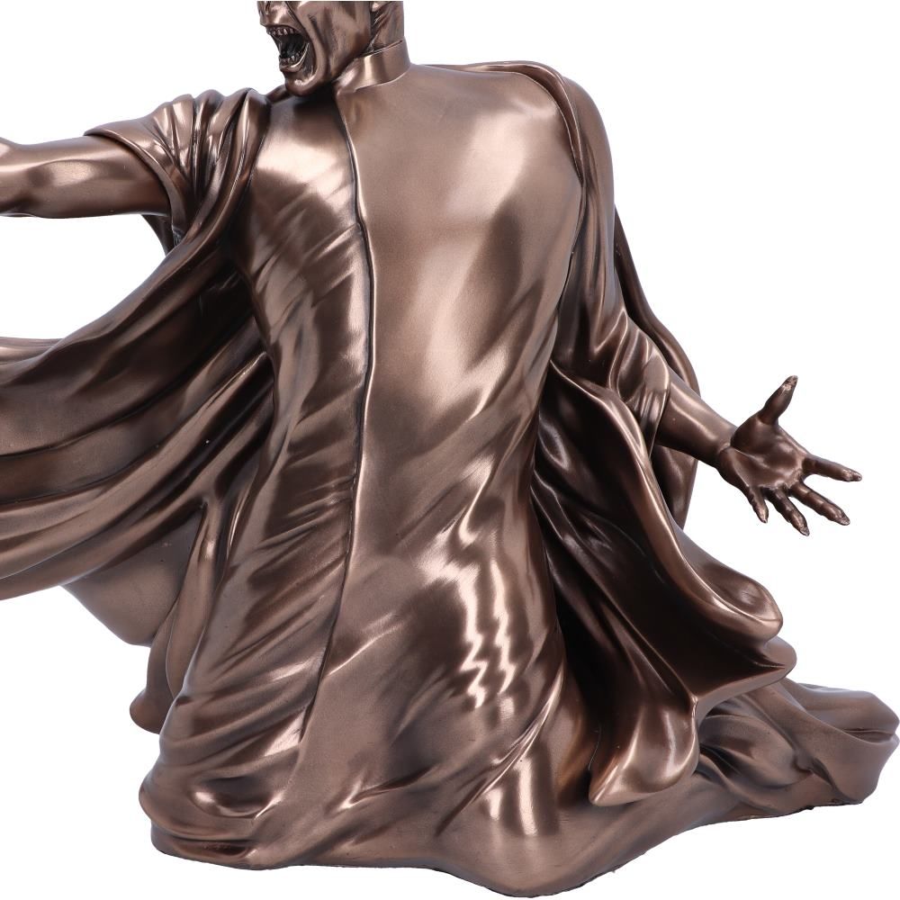 Voldemort Duel Bronze Figurine - Figures & Collectables at Gift Moments