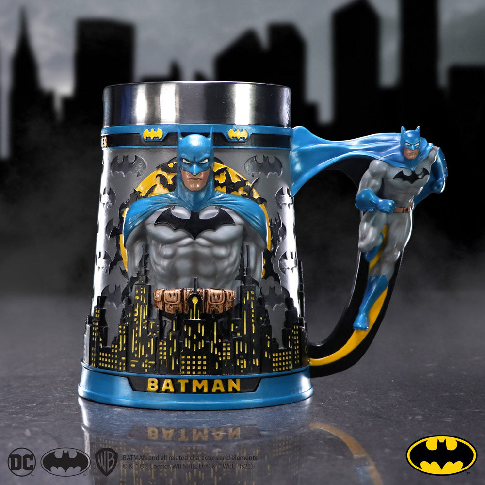 Batman The Caped Crusader City Skyline Tankard - Tankards at Gift Moments