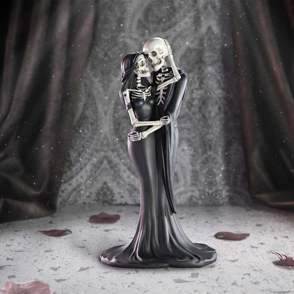 Eternal Embrace Gothic Skeletons Figurine 24cm - Figures & Collectables at Gift Moments