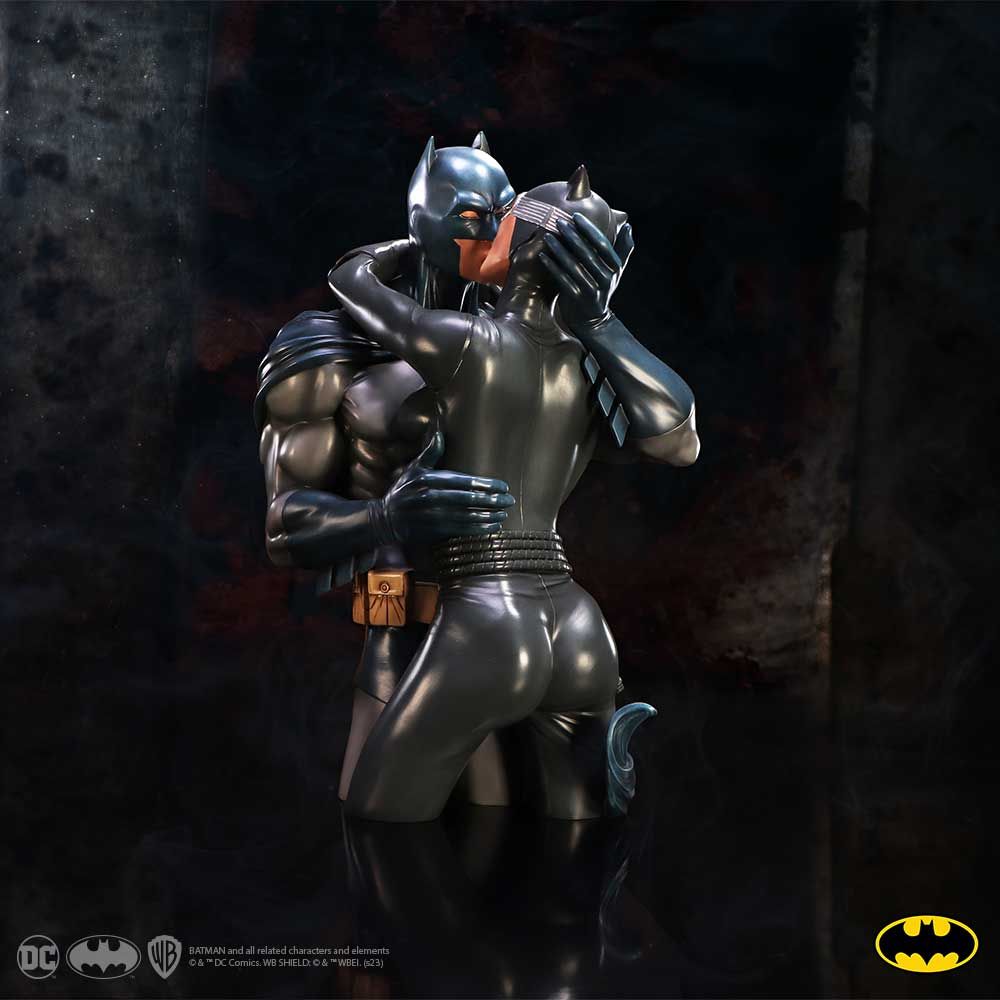 Batman & Catwoman DC Collectible Bust - Figures & Collectables at Gift Moments