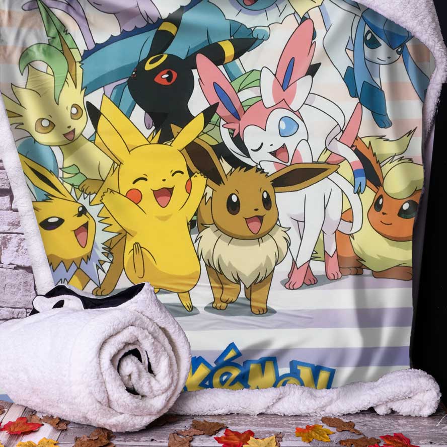 Pokémon Eevee Evolutions Blanket 100x150cm - Blankets at Gift Moments