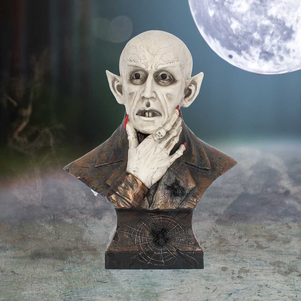 Count Dracula Bust: 1 - Figurines Large (30-50cm) By Gift Moments