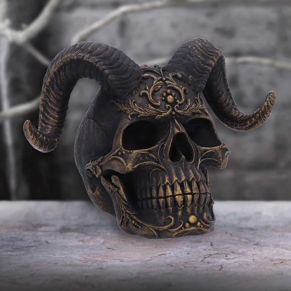 Diabolus Horned Skull 18cm - Figures & Collectables at Gift Moments