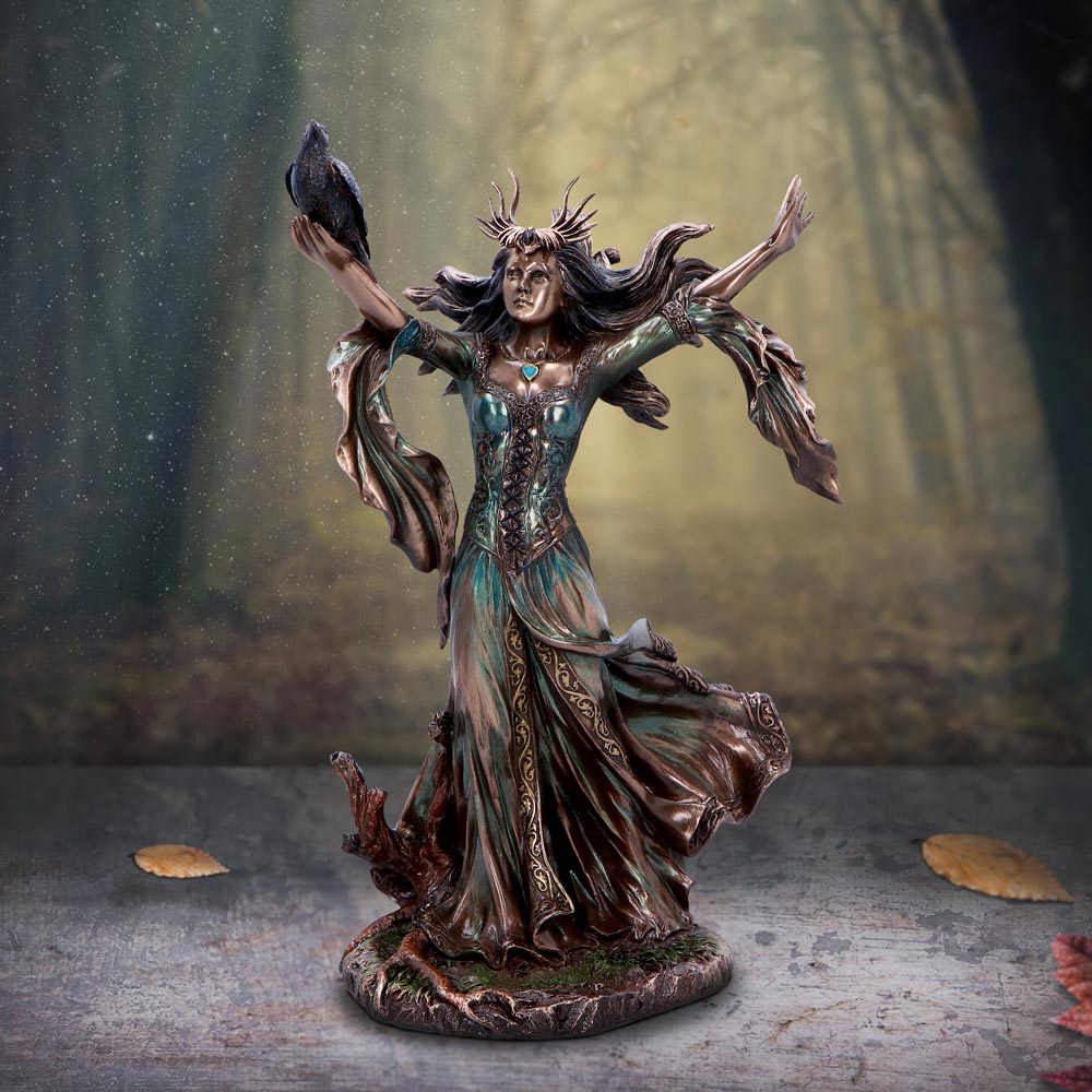 Morgan Le Fay Bronze Figurine - Figures & Collectables at Gift Moments