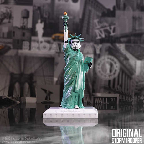 Stormtrooper Statue of Liberty Figurine: 1 - Figures & Collectables By Original Stormtrooper