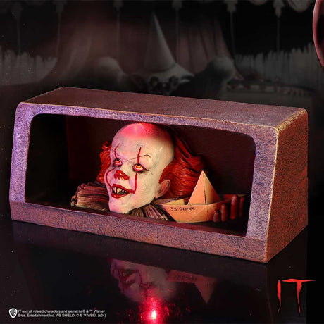 Pennywise Clown Drain Figurine: 7 - Figures & Collectables