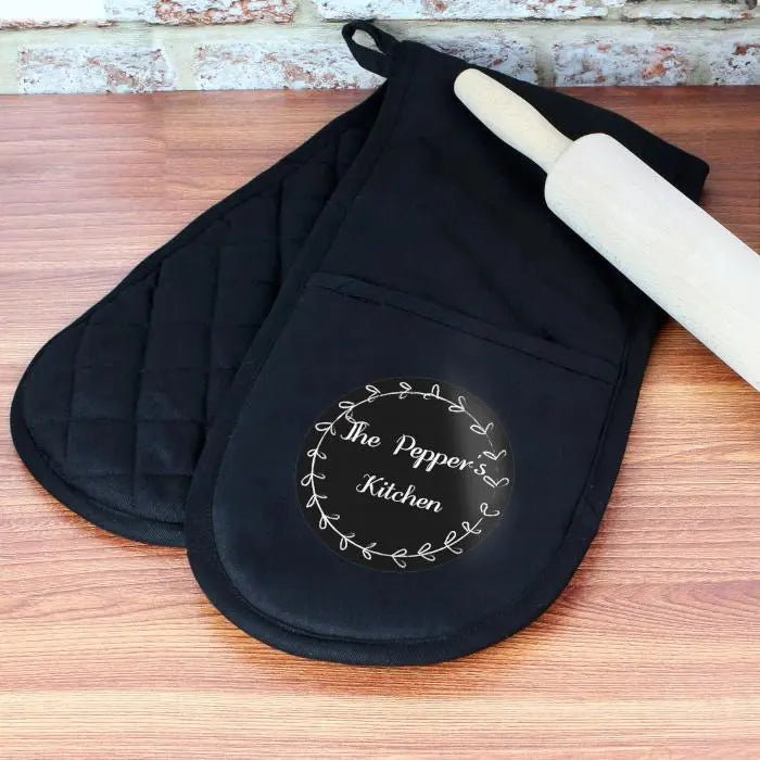 Personalised Distressed Wreath Oven Gloves: 2 - Oven Gloves By Gift Moments