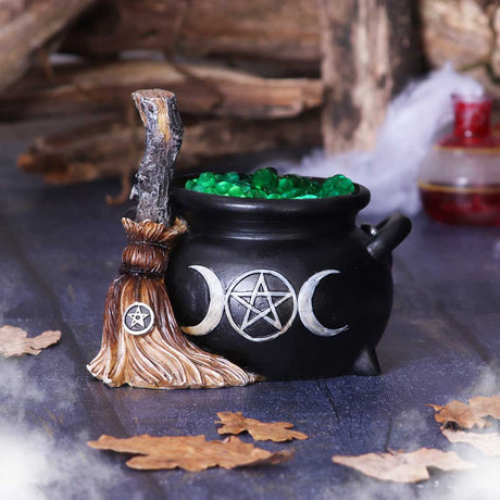 Bubbling Cauldron 14.5cm - Figures & Collectables at Gift Moments