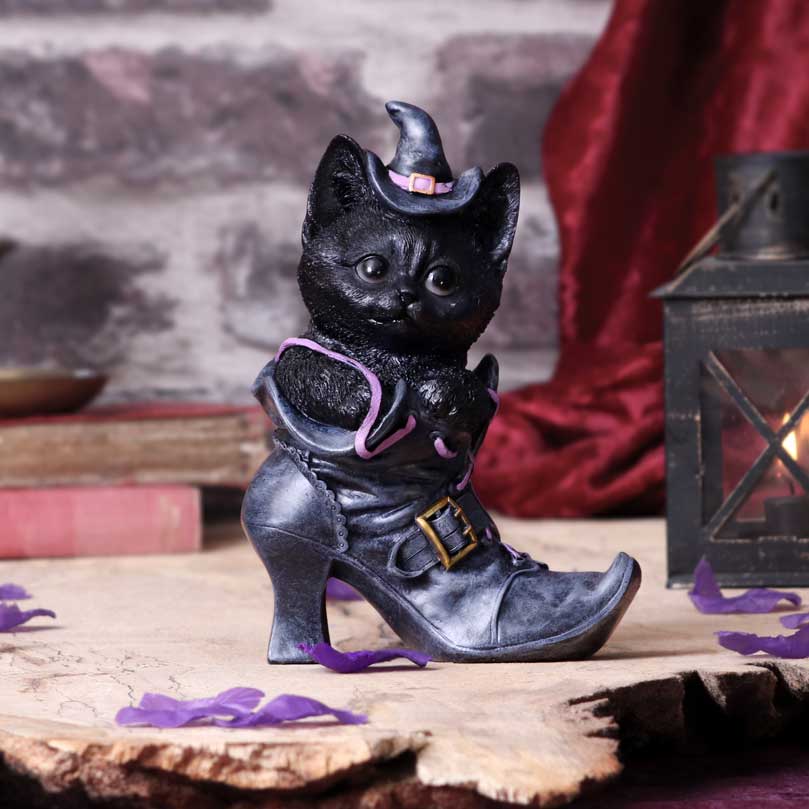 Mischievous Familiar Cat Figurine 18.5cm - Figures & Collectables at Gift Moments