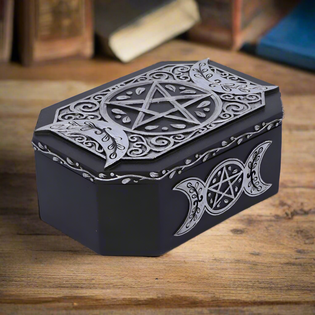 Hecate's Protection Box 17.8cm