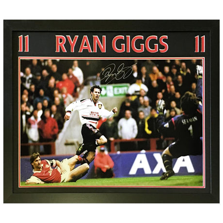 Manchester United FC Giggs Signed Framed Print - Signed Memorabilia at Gift Moments